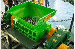 China High Quality Customizable Multi-function Shredder Waste Metal Plastic Bottle Shredder Machine supplier