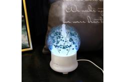 China Portable Ultrasonic Aroma Oil Diffuser 100ml Capacity Cool Mist Air Humidifier supplier