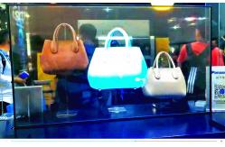 China Shopping Mall Transparent OLED Touchscreen , Small OLED Display Screen supplier