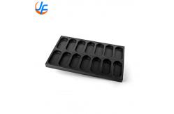 China RK Bakeware China Foodservice NSF Commercial Custom Silicone Galzed Square Muffin Tray supplier