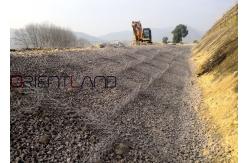 China Hot Dipped Galvanized Gabion Box Double Twisted Retaining Wall 2m×1m×1m supplier