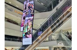 China Curved Screen Oled Video Wall 55 Inch 500cd/m2 Brightness For Advertising supplier