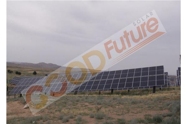 Backtracking 1P Tracker 0.5kWh Ground Mount Solar Tracking System
