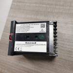 Honeywell UDC2800 Universal Digital Controller DC2800-CE-1S0-100-000-00-0