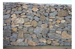 China Durable Wire Mesh Stone Retaining Wall , Gabion Wall Baskets For Civil Construction supplier