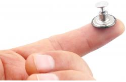 China Metal Engraved Shank Button with Logo | 16 MM/20 MM supplier