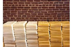 China Yellow Refined Natural Beeswax Block For Sewing supplier