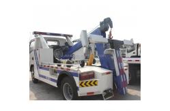 China Remote Control Platform Road Wrecker Recovery Truck With Crane 99km/h supplier