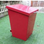 Curbside Wall Mounted Dog Waste Bin , Pet Waste Station Rectangular Shape