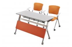 China Foldable E1 Melamine Board Training Room Tables And Chairs With Castors supplier