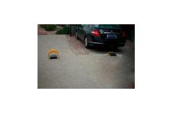 China Durable Automatic Parking Space Lock With Harsh Weather for Garage supplier