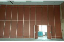 China Operable Folding Partition Walls , Aluminium Frame Sliding Interior Movable Room Divider Wall supplier
