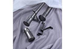 China Simple Window Curtain Rod Iron Fashion Home Hardware Extendable Metal Curtain Pole supplier
