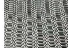 China Isosceles Fancy Hexagonal Steel Mesh，4mm Equivalent Stem Diamond Shape Metal Mesh supplier