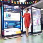 75 100 Inch Indoor Touch Screen Advertising Kiosk CMS Software LCD Displays