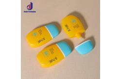 China Custom Plastic Cosmetic Bottles Oval Face Cream Bottle Empty  Packaging supplier