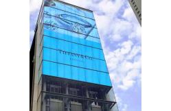 China Rental Screen Removable HD Glass Crystal Chip P5 Transparent LED Display supplier