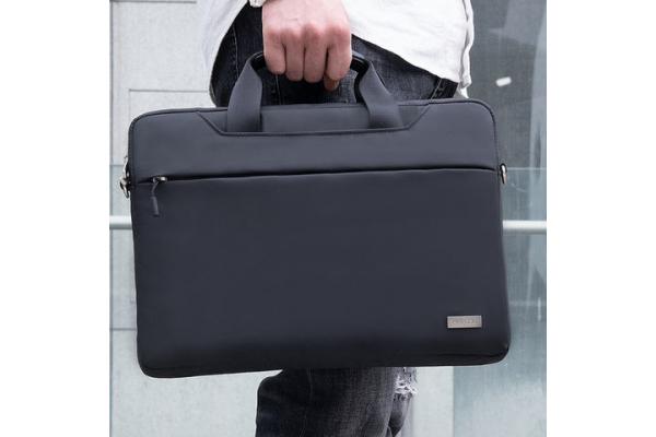 Customized Waterproof Computer Messenger Bag Portable Lightweight