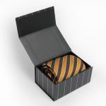 Luxury Magnetic Cardboard Paper Gift Boxes Packaging For Christmas Wedding Party for sale