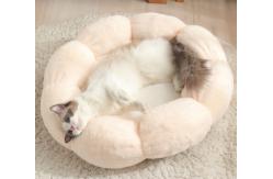 China Cat Nest Flower Shape Floral Cat Bed Cute And Comfortable supplier