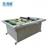 Garment Flatbed Cutting Plotter 150 - 500G Paper Weight 110 / 220V for sale