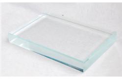 China 2mm Low Iron Tempered Glass High Light Transmittance /High Transparency Super/Ultra Clear supplier
