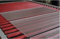 China Double Layer Customized Solar Panel Photovoltaic Glass Low Iron Tempered supplier