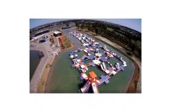 China 1500D Waterproof 250 People Inflatable Wipeout Course With TUV Certificate supplier