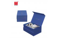 China Blue Gift Boxes With Magnetic Lids Foldable Present Packaging Boxes supplier