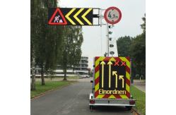 China EN12966 1024*1024mm LED Traffic Signs City Road Variable Message Sign supplier