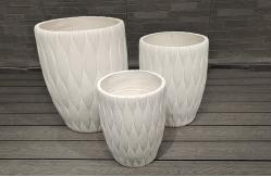 China Smooth Surface And Frost Resistant Reinforced Clay Planter For  Garden Plants supplier