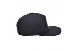 China Curved Visor Embroidered Baseball Caps 6 Panel Custom Eyelets supplier