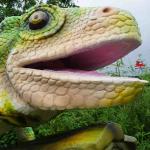 Outdoor Realistic Chameleon Model 2m Waterproof Sound Customized for sale