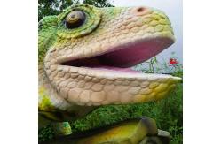 China Outdoor Realistic Chameleon Model 2m Waterproof Sound Customized supplier