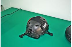China High Accuracy AI Powered Smart Helmets For Temperature Screening supplier