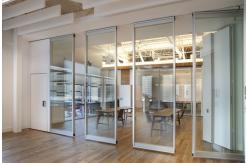 China Transparent Glass Tempered Movable Partition Walls / Folding Glass Divider supplier