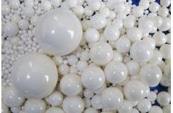 China High Alumina Refractory Ceramic Ball High Strength For Metal And Glass supplier