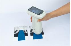 China DS-700d Spectrophotometer 30+ Measurement Parameters And 37 Evaluation Light Sources supplier