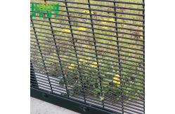 China Easily Assembled 358 Mesh Fencing High Quality Anti Climbing Security With Spikes supplier
