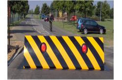 China Anti - Terrorist Heavy Duty Security Full Automatic Road Blocker With LED Light supplier