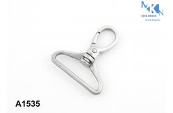 China Delicate Appearance Swivel Hooks For Bags , Shoes Trigger Snap Hooks supplier