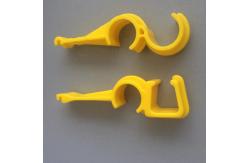 China Broiler Nipple Drinker Plastic Pipe Hooks Yellow PVC Pipe Hook supplier