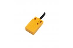 China DC three-wire PNP normally open inductive proximity switch TL-W5MF1 supplier