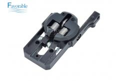 China Lower Roller Guide Assembly Suitable For Cutter Gt7250 / S7200 59137002 supplier