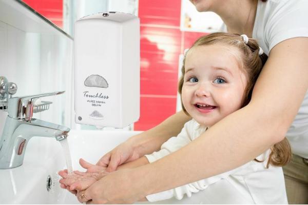 Wall Mounted 1200ml Foam Soap Dispenser / Automatic Soap Dispenser For Hospital / Kitchen