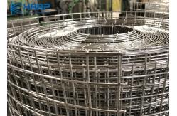 China Stainless Steel Welded Wire Mesh Panels Roll Rust Proof Rectangular Hole Shaped supplier