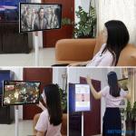 27 Inch Smart TV Touch Screen Kiosk Rotatable Android Live Streaming Digital Kiosk With Battery for sale