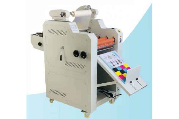 Small Format Press Laminating Machine 5M/Min Infrared Heating