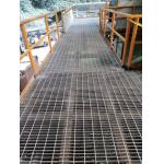 25x4.5 Press Locked Bar Grating Anti Slip Serrated Bar Grating Explosion Proof