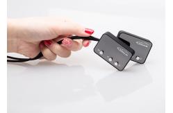 China 2.6 Inch Speed Up Car Throttle Controller With Remote 30 Acceleration Programs supplier